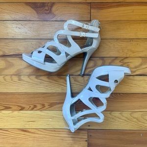 Daisy Fuentes High Heels